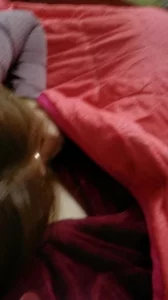 微露脸